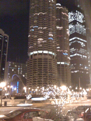 chicago_by_night.jpg